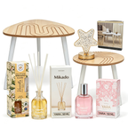 Set Decoración y Aromas del Hogar 4 en 1 - Mesa Auxiliar + Mikado Vainilla + Perfume Yara + Lámpara Estrella