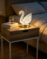 Set Decoración Femenina Premium 4 en 1 - Mesa Auxiliar + Mikado Limón + Secador Iónico + Lámpara Cisne