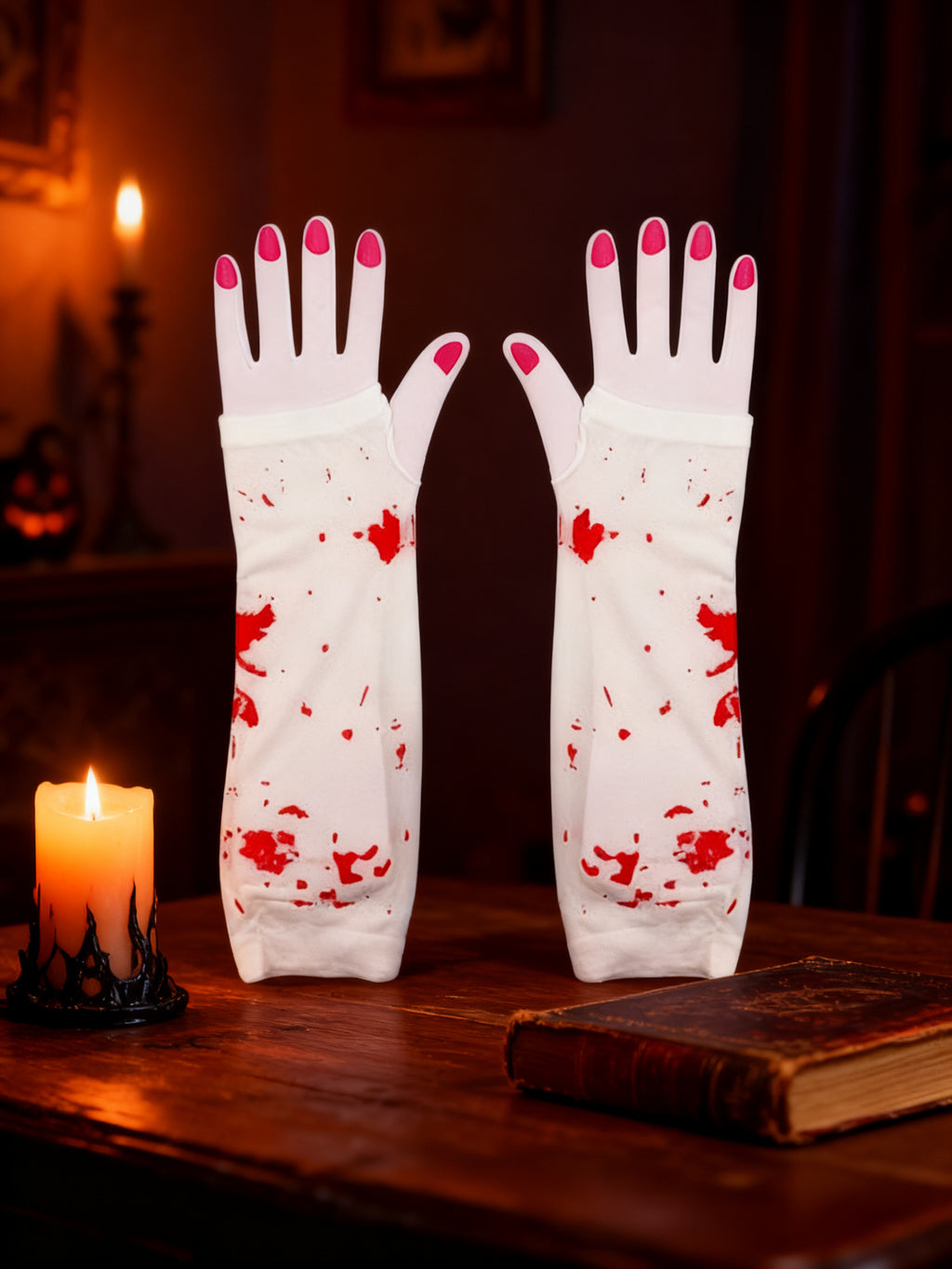 Guante de Halloween con Manchas de Sangre